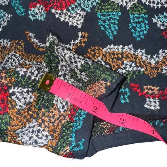 Women's Chan Luu Shorts Size S Black Multi-color Floral Embroidered designer - Picture 3 of 8